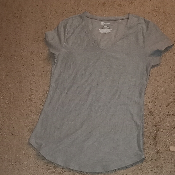 NOBO V-Neck T-Shirt - Picture 1 of 3